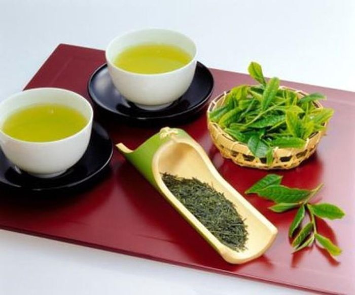 Trà xanh hỗ trợ cải thiện cholesterol.