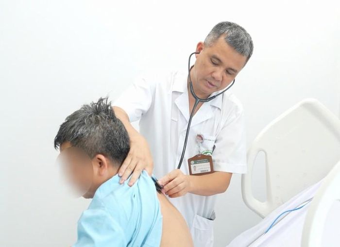 Sức khỏe của bệnh nhân H. cùng 7 bệnh nhân khác của vụ ngạt khí ga tại trang trại lợn ở Thanh Hóa đang điều trị tại Bệnh viện Bạch Mai cơ sở Ninh Bình đã có nhiều tiến triển rõ rệt, trong đó 2 trường hợp biểu hiện ngộ độc nặng hơn đang tiếp tục được theo dõi sát sao.