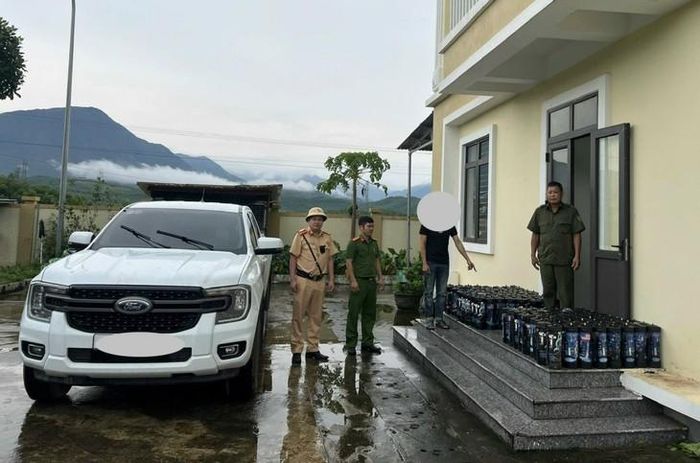 Phương tiện và tang vật vi phạm. Ảnh: Công an tỉnh Quảng Ninh