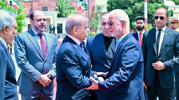 Theo một nguồn tin từ Bộ Nội vụ Pakistan, Bộ trưởng Nội vụ Iran Eskandar Momeni dự kiến tới Islamabad trong ngày 20/7.
