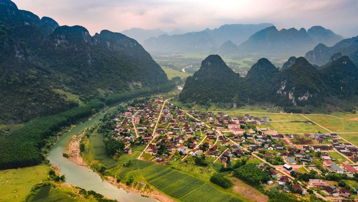 Khung cảnh làng Tân Hóa - "Làng du lịch tốt nhất thế giới" đầu tiên tại Việt Nam. Ảnh: Trần Trang.