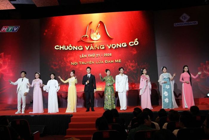 Phần trình diễn của các gương mặt trưởng thành từ cuộc thi "Chuông vàng Vọng cổ" những năm qua