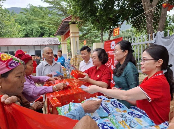 Nhiệm kỳ tới, Hội Chữ thập đỏ Việt Nam phấn đấu trợ giúp trên 50 triệu lượt người