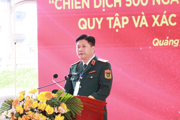 Thiếu tướng Phạm Anh Tuấn, Chủ nhiệm Chính trị Quân khu 7 phát biểu thể hiện quyết tâm thực hiện chiến dịch. Ảnh: Tường Vi - TTXVN