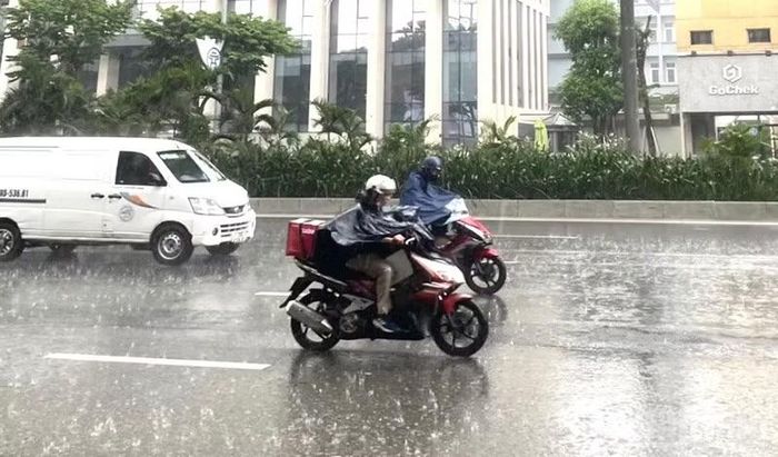 Dự báo khu vực Hà Nội có mây, có mưa rào và dông vài nơi. (Ảnh minh họa: Đ.T)