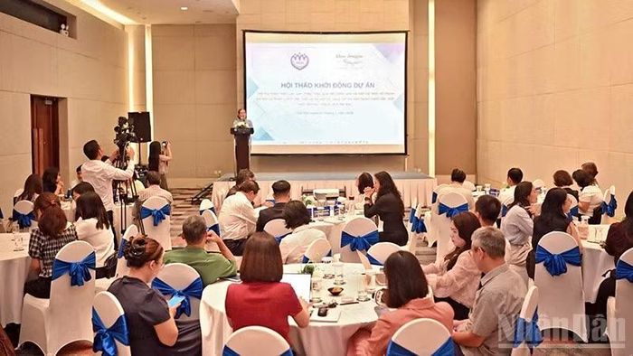 Toàn cảnh buổi hội thảo khởi động dự án.