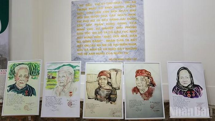 Trưng bày giới thiệu các tác phẩm tranh chân dung ký họa các Mẹ Việt Nam Anh hùng trên mọi miền đất nước của họa sĩ Đặng Ái Việt.