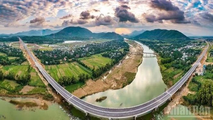 Tuyến cao tốc từ Quảng Ngãi đến Đắk Lắk là “mảnh ghép” quan trọng của trục cao tốc bắc-nam phía đông (giai đoạn II), đóng vai trò kết nối chiến lược giữa miền trung và Tây Nguyên.