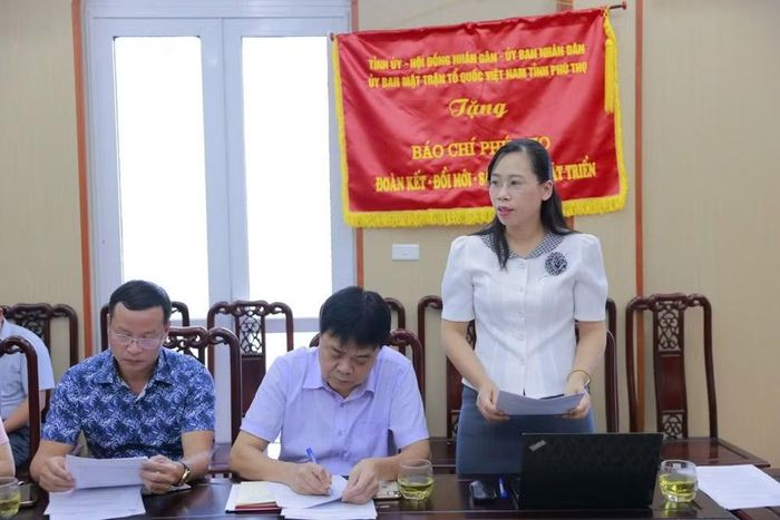 Đại diện Hội Nhà báo tỉnh Phú Thọ phát động cuộc thi Báo chí viết về Xây dựng Đảng tỉnh Phú Thọ năm 2026.