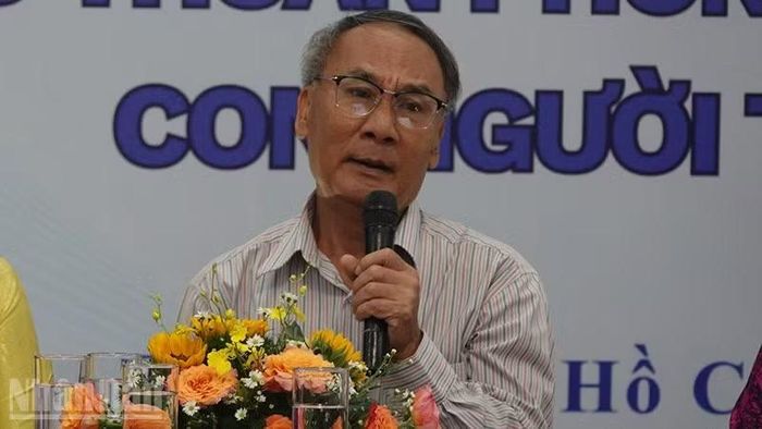 Ông Nguyễn Quang Phi phát biểu tại tọa đàm.