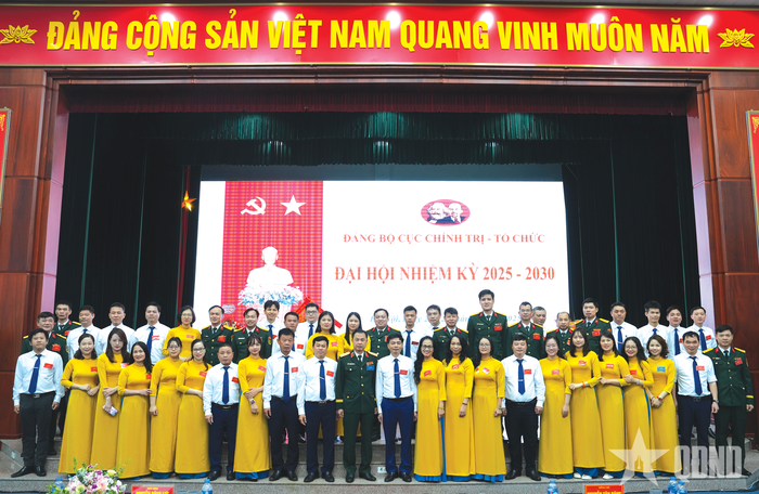 Các đại biểu dự Đại hội Đảng bộ Cục Chính trị - Tổ chức (Ban Cơ yếu Chính phủ) nhiệm kỳ 2025 - 2030. Ảnh: PHAN THỦY