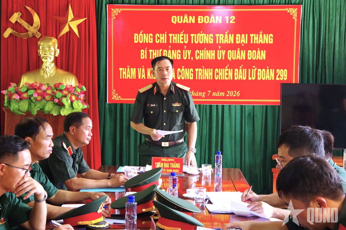 Thiếu tướng Trần Đại Thắng kết luận buổi kiểm tra.