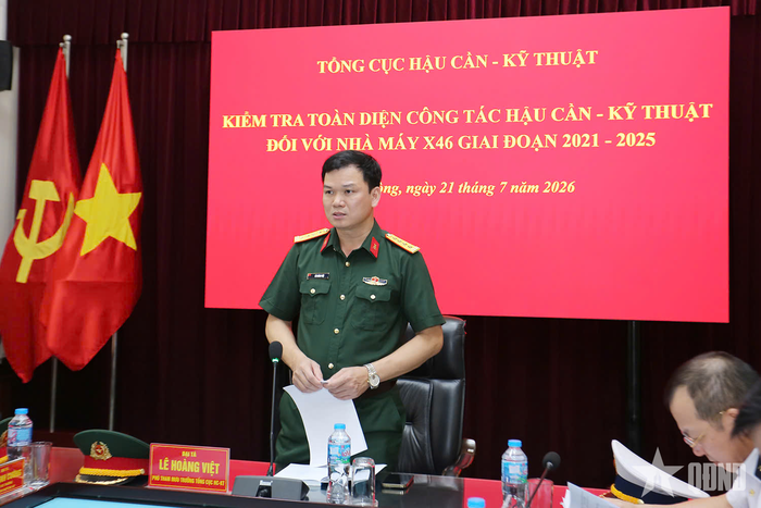Đại tá Lê Hoàng Việt, Phó tham mưu trưởng Tổng cục Hậu cần - Kỹ thuật quán triệt nội dung kiểm tra Nhà máy X46.