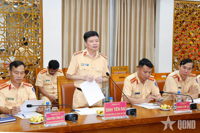 Thượng tá Đinh Tiến Đại, Phó trưởng phòng 8, Cục Cảnh sát giao thông phát biểu.