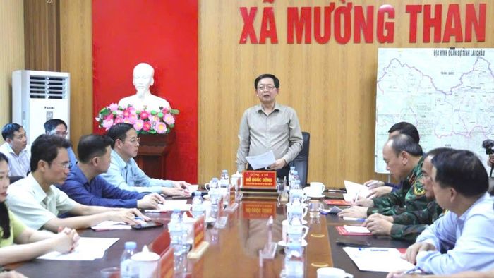 Phó Thủ tướng Hồ Quốc Dũng làm việc với lãnh đạo tỉnh Lai Châu về công tác khắc phục hậu quả mưa lũ. Ảnh: VGP