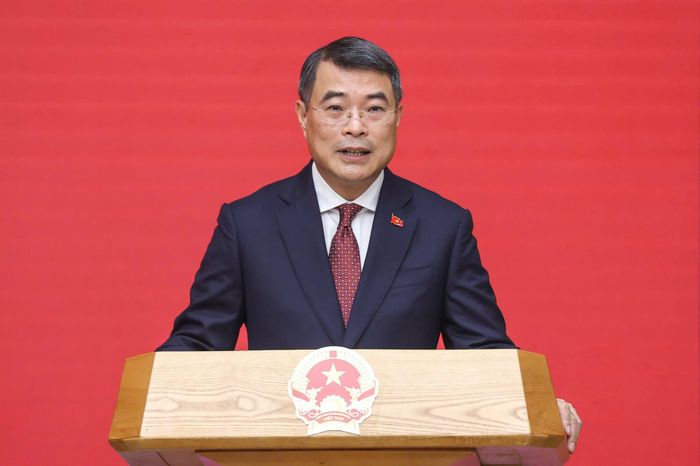  Thủ tướng Lê Minh Hưng phát biểu tại buổi lễ, chiều 21-7. Ảnh: VIẾT CHUNG 