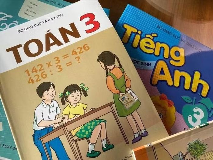 "Vòng đời" của SGK sẽ được duy trì lâu hơn với việc cấp phát miễn phí cho học sinh và truyền lại cho các thế hệ sau dùng theo hình thức mượn - trả.