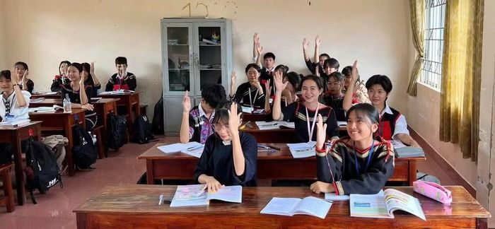 Học sinh Trường Phổ thông DTNT THPT N'Trang Lơng.