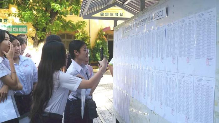 Thí sinh tham gia Kỳ thi tuyển sinh vào lớp 10 tại Hội đồng thi Trường THPT Châu Văn Liêm.
