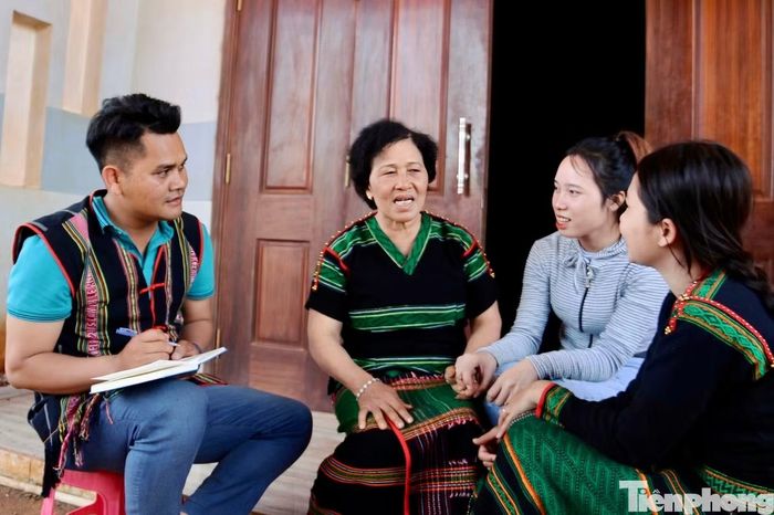 Sau nhiều năm nghiên cứu, đến nay anh đã sưu tầm, ghi chép 20 bài dân ca M’nông, tạo nguồn tư liệu phục vụ công tác bảo tồn, truyền dạy và lan tỏa bản sắc văn hóa dân tộc.