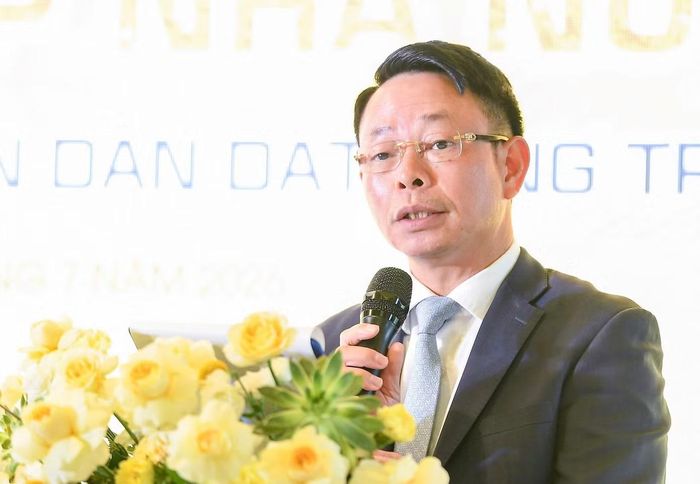Ông Phùng Công Sưởng - Tổng Biên tập Báo Tiền Phong - phát biểu khai mạc hội thảo "Tái cơ cấu doanh nghiệp Nhà nước: Từ sắp xếp nguồn lực đến dẫn dắt tăng trưởng".