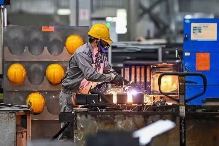 Theo nhà báo Phùng Công Sưởng, DNNN luôn giữ vị trí đặc biệt trong nền kinh tế.