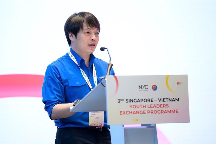 Anh Nguyễn Hữu Tú phát biểu tại chương trình.