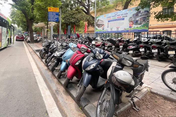 Theo phương án, Hà Nội bố trí 220 bãi, điểm trông giữ xe trong và xung quanh khu vực thí điểm.