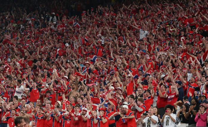 Cổ động viên Na Uy trên sân vận động tại World Cup 2026. Ảnh: Alamy/Thesun