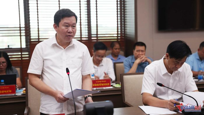 Ông Nguyễn Quốc Luận, Giám đốc Sở Dân tộc và Tôn giáo tỉnh Lào Cai phát biểu tại buổi làm việc.