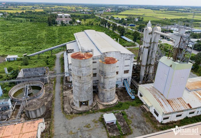 Dự án Nhà máy bột giấy Phương Nam tại xã Thạnh Hóa, tỉnh Tây Ninh (Long An cũ) là một trong số những trường hợp thua lỗ kéo dài, khó xử lý nhất của ngành Công Thương. Ảnh: Nguyễn Huế