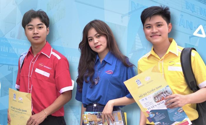 Sinh viên Trường Cao đẳng Văn hóa Nghệ thuật và Du lịch Sài Gòn.
