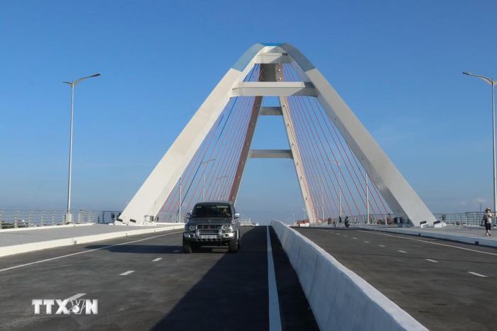 Cầu Trần Hoàng Na ở Cần Thơ. (Ảnh: Ngọc Thiện/TTXVN)