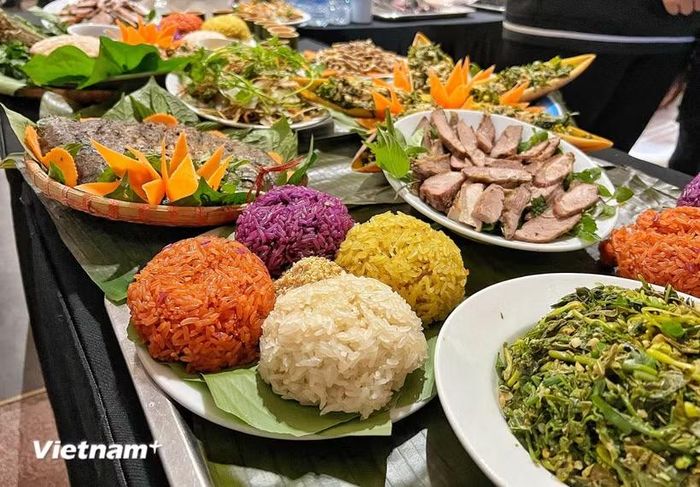 Ẩm thực mang đậm dấu ấn bản địa là những gì du khách ngày nay tìm kiếm. (Ảnh: Mai Mai/Vietnam+)