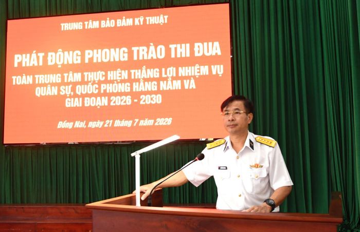 Đại tá Nguyễn Hữu Lương, Chủ tịch Hội đồng Thi đua - Khen thưởng Trung tâm phát động thi đua.