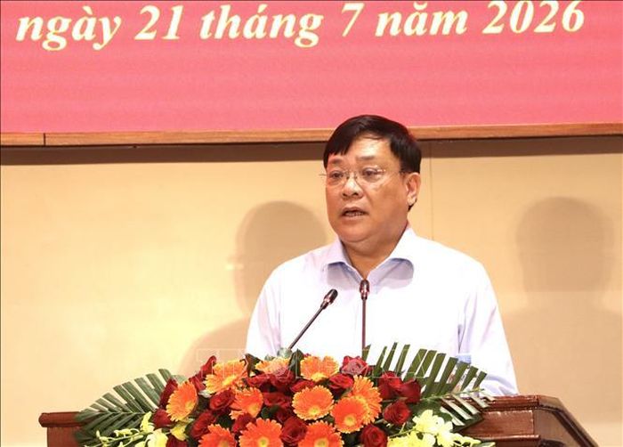 Chủ tịch UBND tỉnh Đồng Tháp Phạm Thành Ngại phát biểu tại buổi lễ.