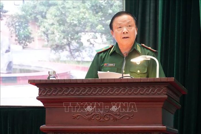 Thiếu tướng Lê Như Đức, Chủ tịch Hội Cựu chiến binh thành phố Hà Nội, phát biểu tại chương trình gặp mặt.