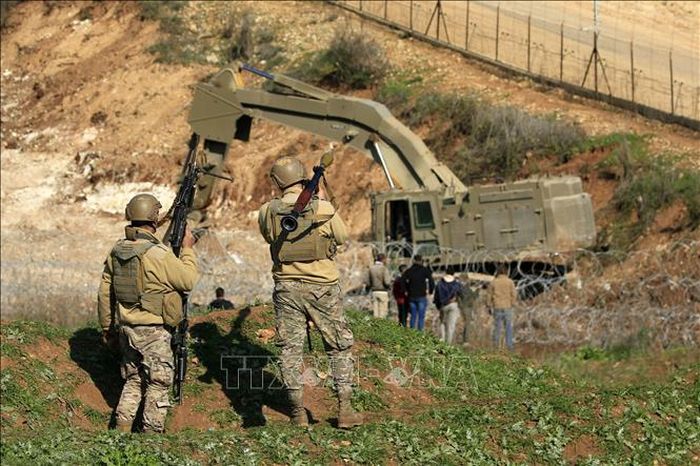 Binh sĩ Liban được triển khai tại khu vực gần biên giới với Israel. Ảnh: THX/TTXVN phát
