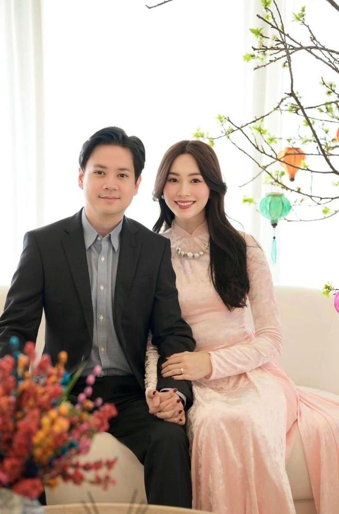 Chồng của người đẹp là doanh nhân Nguyễn Trung Tín, là tổng giám đốc một tập đoàn đặt trụ sở tại Tp.HCM. Ảnh: FBNV.