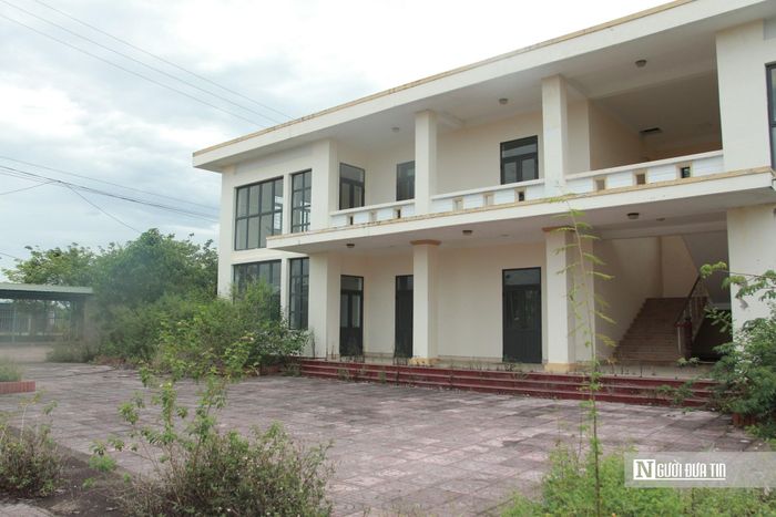 Để tháo gỡ việc này, cuối năm 2025, UBND tỉnh Hà Tĩnh quyết định bổ sung chi phí bồi thường, giải phóng mặt bằng; bổ sung tuyến đường gom từ dự án tới điểm đấu nối vào Quốc lộ 1 ở phía Bắc dự án. Tổng mức đầu tư của dự án cũng được điều chỉnh lên 15 tỷ đồng, thời gian thực hiện đến năm 2027.