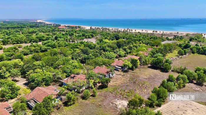 Đại biểu Đào Duy Khánh, Trưởng Ban Văn hóa - Xã hội HĐND tỉnh, cho rằng dự án đã kéo dài hơn 20 năm và được gia hạn tới 9 lần. Ông đề nghị cần phải có quan điểm rõ ràng, xử lý dứt điểm thời gian tới.