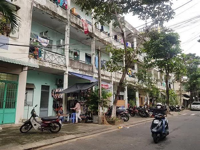 Khu chung cư Thuận Phước sắp được tháo dỡ vì đã xuống cấp nghiêm trọng.