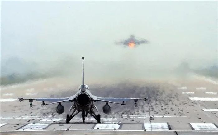 Máy bay chiến đấu F-16 của Không lực Mỹ. Ảnh tư liệu: Yonhap/TTXVN