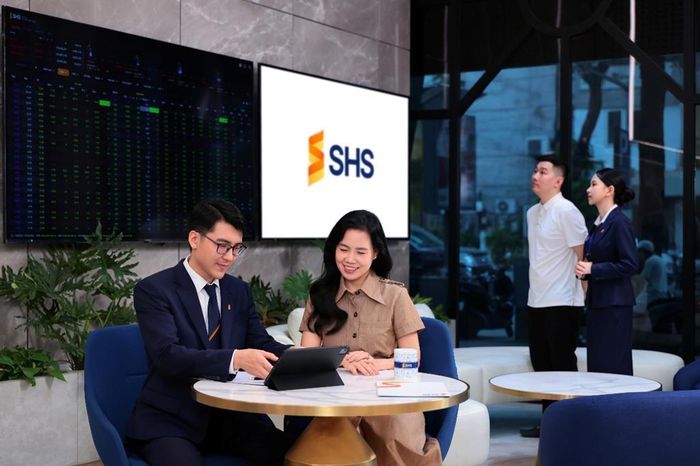 Giao dịch chứng khoán tại SHS. Ảnh: SHS