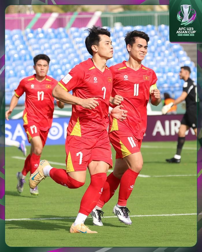 Nguyễn Đình Bắc đang có phong độ rất cao, nhưng tiền đạo của tuyển Việt Nam có thể phải ngồi ngoài ở hai trận đầu AFF Cup 2026 vì án phạt từ AFC. Ảnh: AFC.