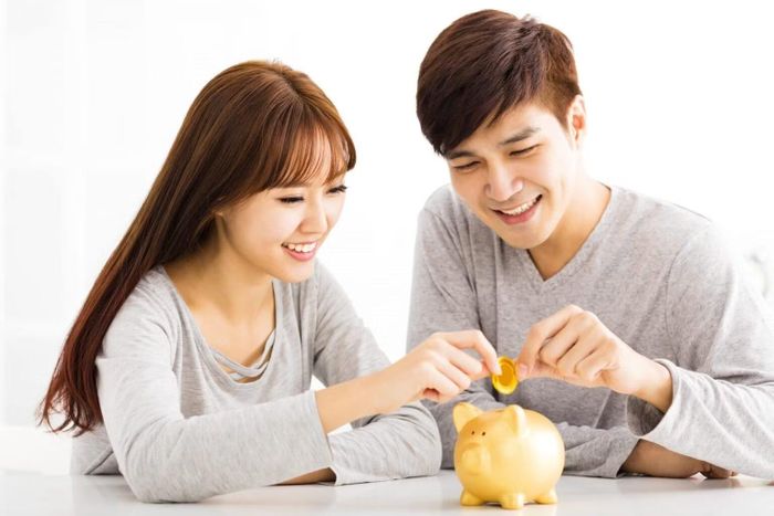 Các cặp vợ chồng nên xây dựng một quỹ tài chính chung ngay từ những năm đầu hôn nhân