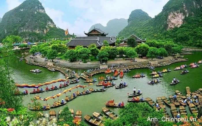 Ninh Bình được yêu cầu xây dựng Đề án trở thành thành phố trực thuộc Trung ương vào năm 2030, định hướng phát triển theo mô hình đô thị di sản thiên niên kỷ