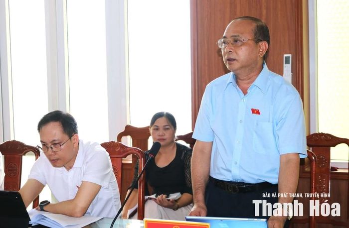 Thành viên đoàn khảo sát phát biểu tại buổi làm việc.