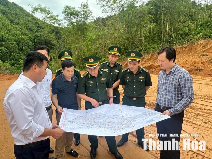 Ban Chỉ huy Phòng thủ dân sự tỉnh khảo sát các khu vực có nguy cơ cao xảy ra sạt lở đất, lũ ống, lũ quét.