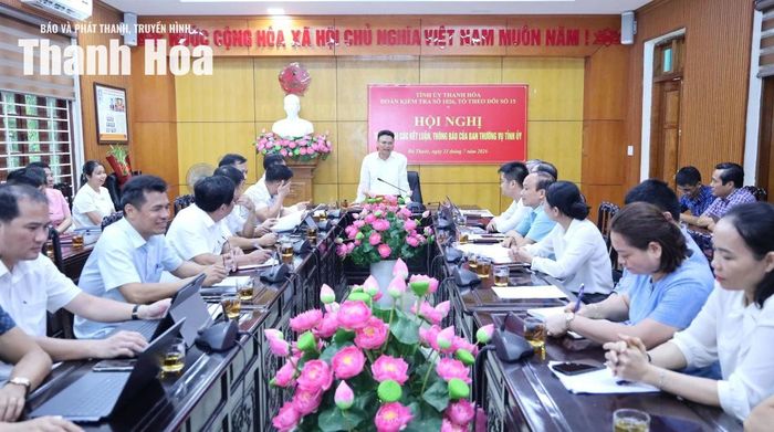Trưởng Ban Quản lý KKT Nghi Sơn và các Khu công nghiệp tỉnh Trịnh Huy Triều phát biểu chỉ đạo hội nghị.
